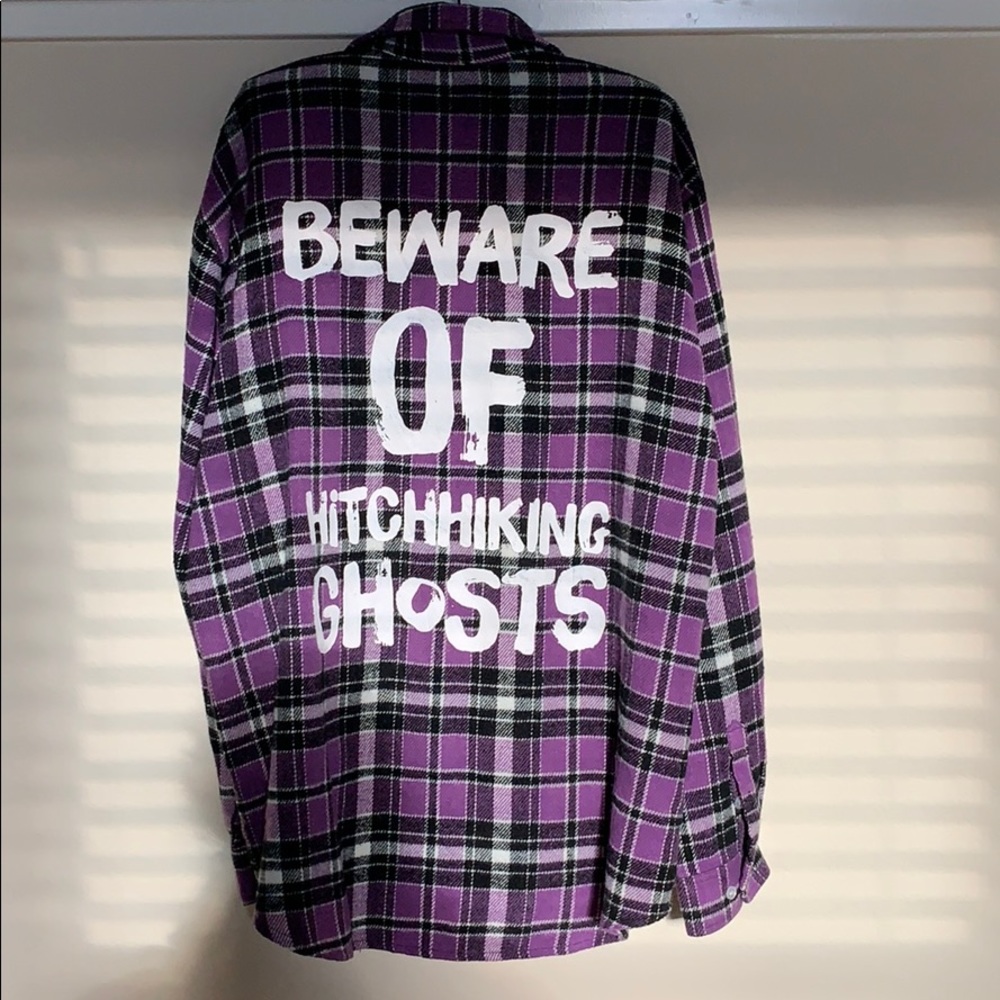 Cakeworthy ‘BEWARE OF HITCHHIKING GHOSTS’ Haunted Mansion flannel